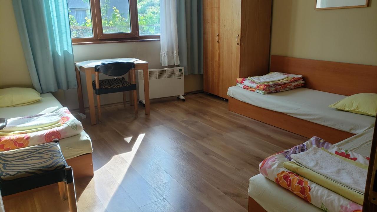 Mihaela Lake Retreat Yuvalar 外观 照片