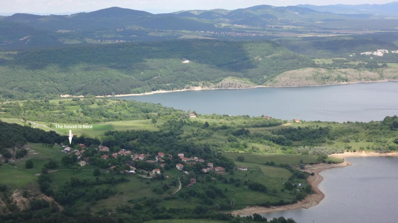 Mihaela Lake Retreat Yuvalar 外观 照片
